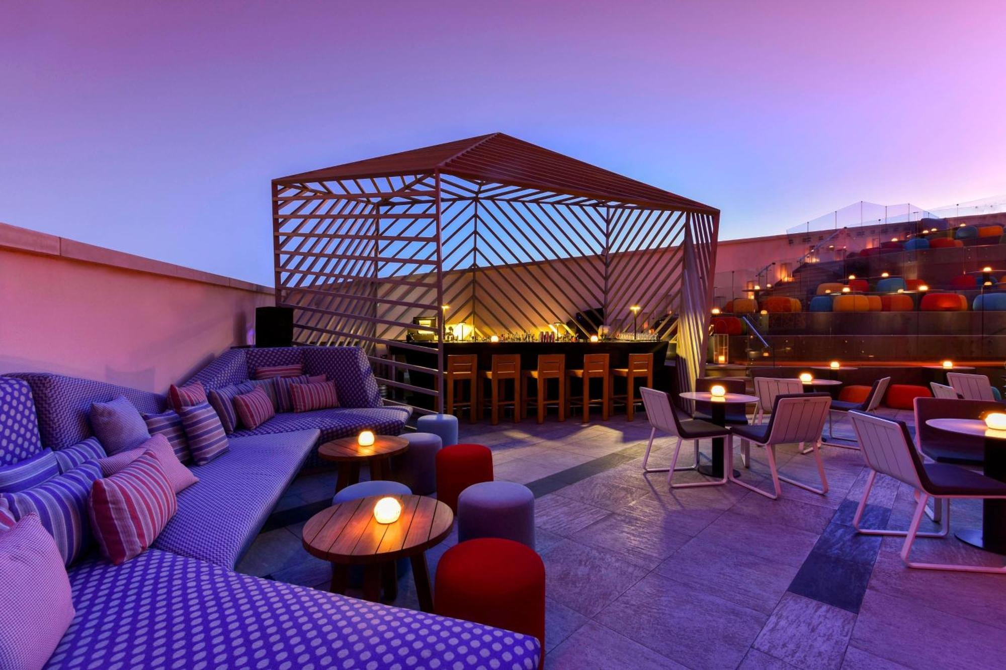 فندق دابليو عمان المظهر الخارجي الصورة